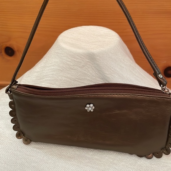 New! 10-piece make-up/brushes set with sharpener and zippered case - Picture 7 of 12